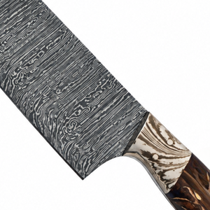 Cuchillo de Chef con Mango Marrón Marmoleado y Patrón Damasco, Hoja Ancha Gris Plateada y Empuñadura Curva para Cortar en la Cocina y Preparar Alimentos - Product Image 6