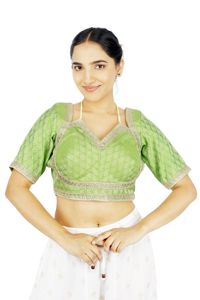 Blouse Courte Sans Manches en Brocart Vert Soie-Shreya Brodé, Vêtement Féminin Idéal pour les Festivals - Product Image 1