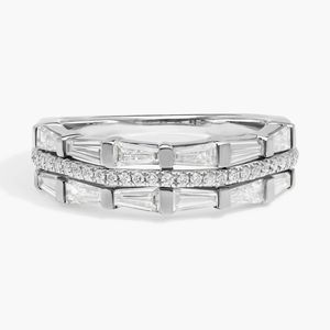 Anillo de Moda con Diamantes Cultivados en Laboratorio, Corte Baguette y Redondo, Oro Blanco - Product Image 4