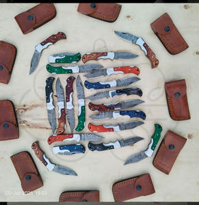 Lot de couteaux de chasse pliants Damas mixtes avec étui – Livraison immédiate, stock disponible, vente en gros uniquement, option de sélection et d'assemblage de couteaux - Product Image 5