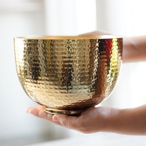 Pot de fleurs moderne personnalisé en laiton martelé, durable et écologique, ILAHI's ICOMP-13359, 1 kg, non revêtu, pour la maison, Uttar - Product Image 4