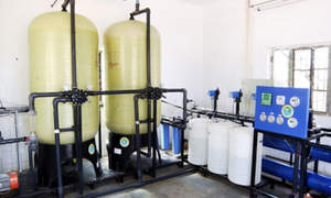 Planta de Ósmosis Inversa de FRP de 6000 LPH, Sistema Automático de Tratamiento de Agua por Ósmosis Inversa para Uso Industrial - Product Image 3