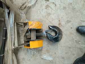 ตะขอเกี่ยวเครน EOT รับน้ำหนัก 1 ตัน ผลิตจากเหล็ก MS รีดร้อนเคลือบสังกะสี ยี่ห้อ CMK ตะขอเกี่ยวเครนสำหรับงานหนัก บรรจุกล่อง แพ็ค OEM - Product Image 3