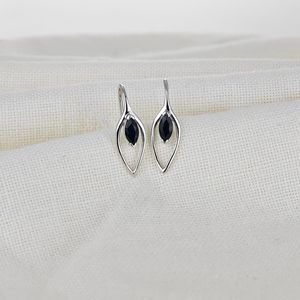 Pendientes colgantes de zafiro en plata de ley con gema azul marino marquesa para mujer - Product Image 1