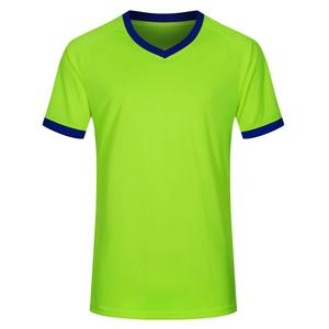Fournisseur de maillots de football de haute qualité pour le marché européen, fabricant de vêtements de sport OEM pour maillots de football - Product Image 2
