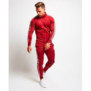 Ensemble de survêtement rouge pour homme, sweat-shirt à capuche à manches longues, poches latérales, vêtements décontractés, respirant, style sportif d'été, design 2 en 1 - Product Image 3