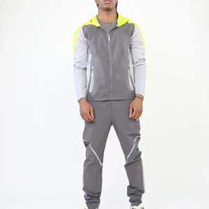 Ensemble de survêtement pour homme gris et jaune, avec blocs de couleur, fermeture éclair intégrale, pantalon de jogging sportif à capuche, poches latérales, idéal pour l'automne, en polyester mi-lourd - Product Image 3