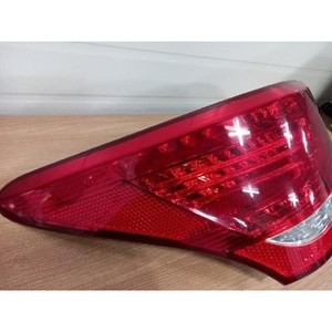Luz Trasera Izquierda Equus VI 2009-2011 (Izquierda) Usada OEM 924013N000 - Product Image 3