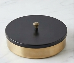 Boîte de rangement ronde en métal avec couvercle noir et intérieur doré pour la cuisine, design minimaliste, support anti-poussière pour vaisselle - Product Image 3