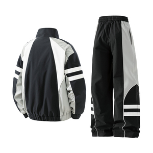 Chaqueta Deportiva Unisex Azul Marino Cortavientos con Cremallera Completa, Diseño Deportivo, para Otoño, Corte Regular, 100% Poliéster - Product Image 6