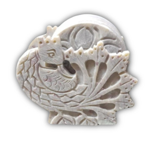 Juego de 6 Posavasos de Mármol Blanco con Diseño de Pavo Real, Calidad de Exportación, en Blanco y Azul - Product Image 1