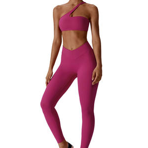 Ensemble de yoga personnalisé pour femme, legging sans couture taille haute et brassière de sport, idéal pour la gym et le fitness, OEM - Product Image 5