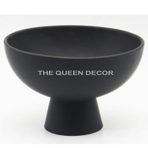 Bol décoratif rond en aluminium noir et plaqué or, design moderne, pour servir du chocolat japonais. - Product Image 6