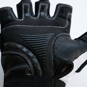Gants de fitness en cuir personnalisés à demi-doigts avec sangle de poignet réglable, respirants et antidérapants pour femmes, pour la musculation en extérieur - Product Image 5