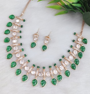 Conjunto de Collar Kundan de Moissanita de Primera Calidad, Diseño Minimalista, Ideal para Vestimenta Étnica y Occidental, Elegante para Oficina y Fiestas - Product Image 2