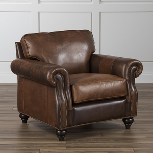 Fauteuil d'appoint en cuir de vachette authentique de qualité supérieure, rembourré en cuir véritable, avec accoudoirs roulés et garniture cloutée pour salon - Product Image 1