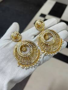 Boucles d'oreilles pendantes en perles Jadau plaquées rhodium, style vintage indien, pour mariages et fêtes, bijoux de déclaration inspirés de Kundan - Product Image 5