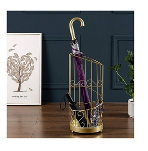 Soporte para Paraguas de Acero Inoxidable Estilo Nórdico con Ruedas, Tamaño Personalizado, Color Plateado - Product Image 1