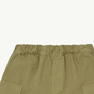 Service OEM : Conception élégante avec poches avant et taille élastique / Short cargo pour garçons, couleur unie, design de haute qualité - Product Image 2