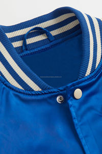 Vestes de baseball universitaires personnalisées pour hommes, de haute qualité, respirantes, avec impression sérigraphique, veste de baseball en satin - Product Image 3