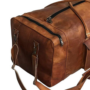 Sac de sport de haute qualité, grande capacité, très résistant, dernier design pour hommes et femmes, idéal pour les voyages et les activités de plein air. - Product Image 6