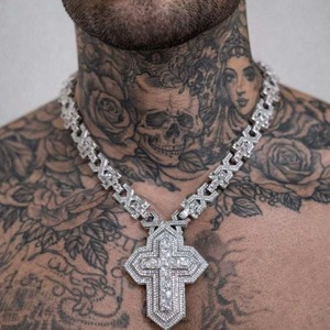 Collar con colgante de cruz Iced Out de moissanita, estilo Hip Hop, para hombre, ideal para fiestas y uso diario - Product Image 5