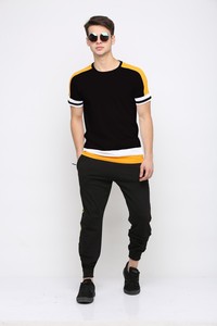 T-shirt à capuche unisexe noir et jaune en molleton tricoté 100 % coton, anti-plis, à manches régulières et respirant - Product Image 3
