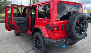 Jeep Wrangler 4xe Sahara 2024 Automático, Auto Usado con 1 Año de Garantía - Product Image 4