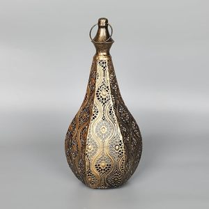 Lanterne classique en fer résistante à la chaleur, écologique, porte-bougie décoratif, lumière suspendue pour la maison, le jardin, les mariages, les fêtes, les tables - Product Image 5