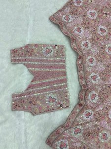 Tela FAUX GEORGETTE de alta calidad, con estampado digital, fácil de usar, conjunto de Lahenga Choli de diseñador con Dupatta para adultos. - Product Image 5