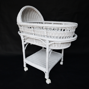 Cuna de Mimbre Hecha a Mano para Bebé, Cuna de Ratán Sostenible con Ruedas y Estante, Muebles Modernos de Estilo Boho para Recién Nacidos - Product Image 4
