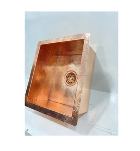 Fregadero de cocina de cobre de inspiración vintage con un solo cuenco profundo y construcción duradera para una función de cocina duradera - Product Image 4