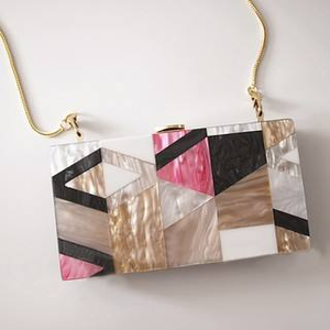 Bolso de Mano Acrílico con Patrón Geométrico Vintage al Mejor Precio para Mujer, Bolso de Noche de Resina con Perlas, Hecho a Mano por MULTI CRAFT - Product Image 3