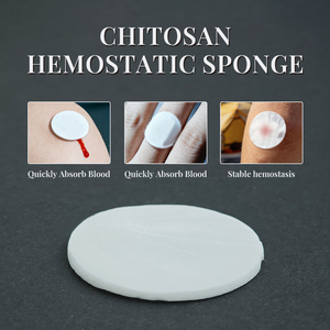 Éponge et poudre hémostatiques au chitosane, pansement stérile pour le contrôle rapide des saignements, pour les premiers secours, les situations d'urgence et le camping en plein air - Product Image 1