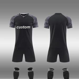 Conjuntos de Uniformes de Fútbol Personalizados y Económicos, Camisetas de Fútbol de Poliéster de Secado Rápido, Ropa Deportiva Transpirable para Clubes y Equipos Masculinos - Product Image 3