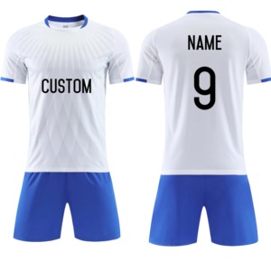 Ensemble de maillot de football géométrique jaune pour homme avec short bleu marine, polyester respirant, toutes saisons, coupe classique - Product Image 6