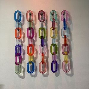 Décoration intérieure : Chaînes en résine personnalisables, très grandes dimensions et couleurs claires, résine multicolore, artisanat en résine toutes couleurs. - Product Image 1