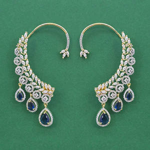 Compre Pendientes de Circonita Cúbica para Mujer de Kanhai Jewels, Hechos a Mano, Calidad de Exportación, con Baño de Dos Tonos - Product Image 2