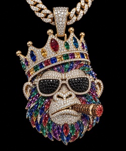 Colgante de Oro Personalizado con Diseño de Rey, Moissanita, Estilo Iced Out, Dije de Dibujos Animados, Cadena Cubana, Joyería Hip Hop - Product Image 1
