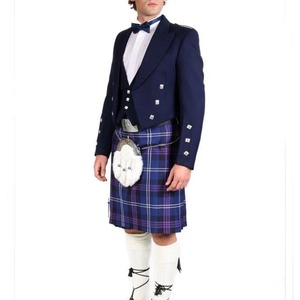 Veste et gilet Prince Charlie élégants, parfaits pour les événements formels écossais et les vestes Prince Charlie des Highlands - Product Image 2