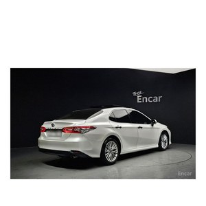 2018 for Toyota Camry 2.5 with Automatic Gearbox 27,847 km Leather Seats Rear <b>Camera</b> Left Steering - Product Image 2