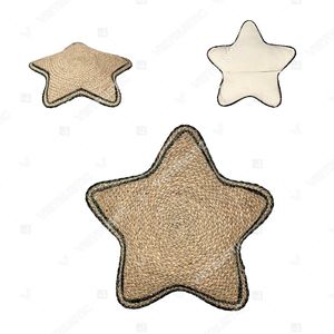 Juego de Cojines Decorativos STELLA & AMOR Hechos a Mano con Diseño Moderno de Estrellas y Corazones Tejidos en Seagrass - Product Image 3