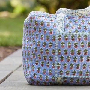 Bolsa de Viaje Acolchada con Estampado Floral, Cierre de Cremallera, Gran Capacidad, Tela de Algodón, Ligera y Ecológica - Product Image 2
