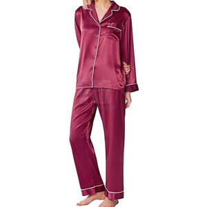 Ensemble élégant 2 pièces en coton et satin de soie pour femme – Design unique, tenue décontractée thermique pour l'été, l'automne et le printemps – Robe de nuit et ensemble de pyjama - Product Image 1