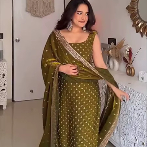 Conjunto de Dos Piezas Anarkali de Diseño Elegante con Bordado de Lentejuelas de Ramdev Trading para Mujer, Corte Moderno, Secado Rápido, Seda Fandy para Fiesta - Product Image 1