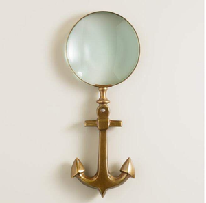 Loupe unique sur le thème des lézards, avec un reptile doré grimpant sur le rebord et la poignée, disponible à prix de gros. - Product Image 6