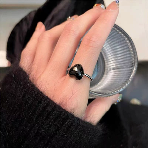 แหวนผู้หญิงพลอยหยกดีไซน์หัวใจสีดำสไตล์วินเทจ - Product Image 4