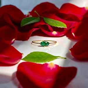 Bague de fiançailles vintage en émeraude taille marquise, bague de mariage à grappe, pierre unique, argent sterling 925 plaqué or 14 carats - Product Image 3