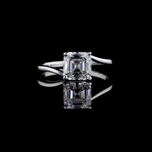 Anillo de compromiso y regalo de aniversario para ella, con diamante cultivado en laboratorio de 2.00 CT, corte Asscher clásico, relleno de oro blanco de 14K, certificado IGI - Product Image 1