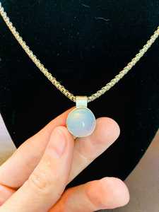 NIKHIL GEMS Pendentif en agate bleue d'Ellensburg naturelle, serti clos, fait main en argent sterling, vintage, cadeau de fiançailles pour elle ou lui, tiers - Product Image 4